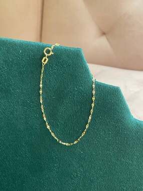 10K Solid Yellow Gold Mirror Link Bracelet 6.5” 1.5mm Dainty